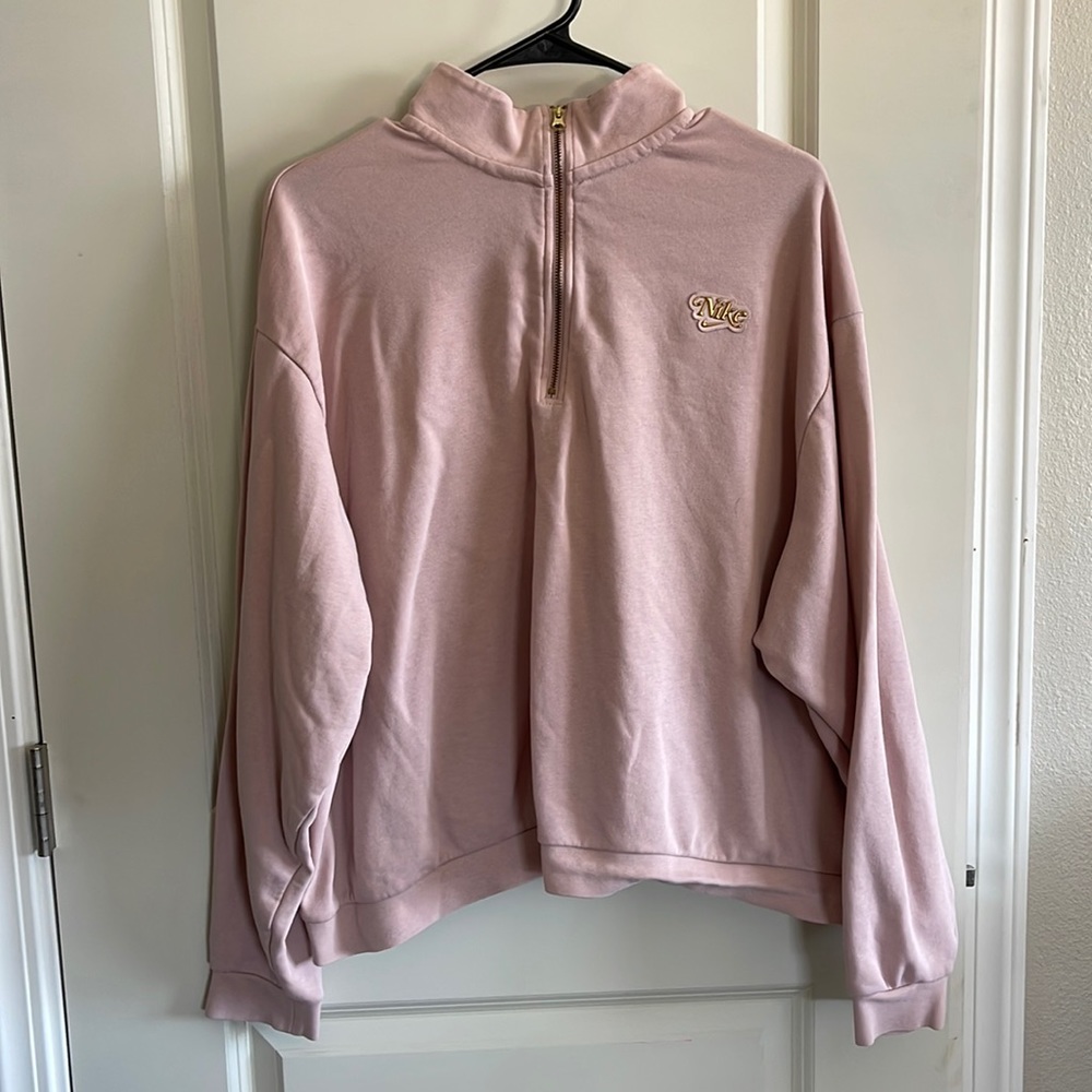 Women’s NIKE pullover jacket